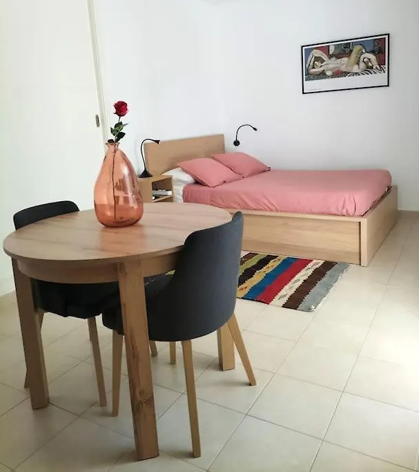 Estudio 52 Malaga Centrico Parking Gratuito 0*,  Spain